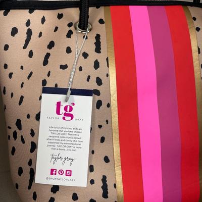 New Neoprene Handbag with Wristlet