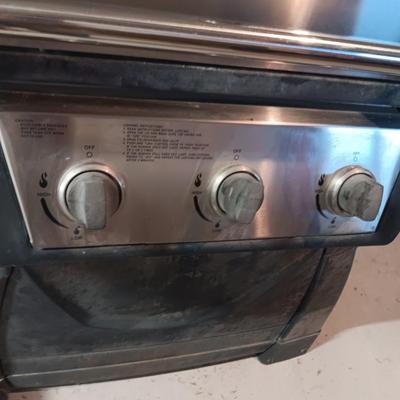 BBQ GRILLWARE PROPANE GRILL WITH SIDE BURNER