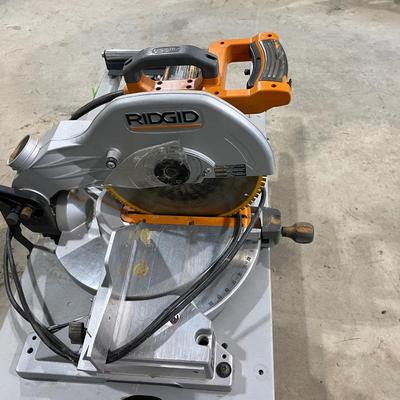 Lot 407 Rigid mitre saw utility vehicle