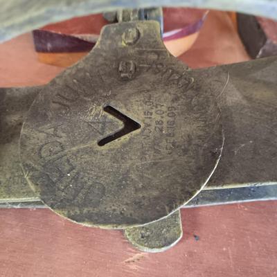 2 ONEIDA JUMP ANIMAL TRAPS