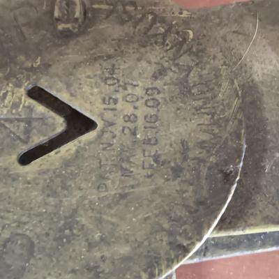 2 ONEIDA JUMP ANIMAL TRAPS