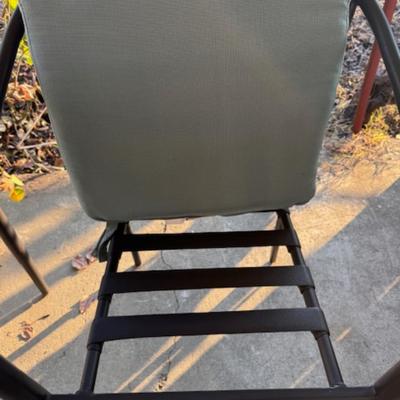 Round Bistro Table and 2 Chairs