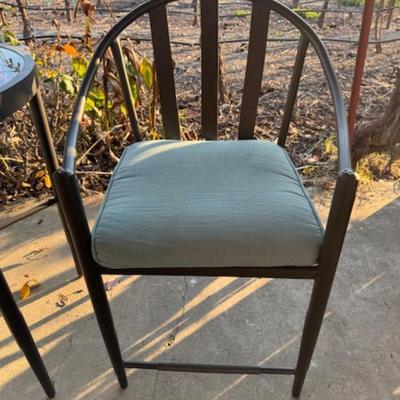 Round Bistro Table and 2 Chairs