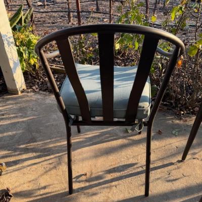 Round Bistro Table and 2 Chairs