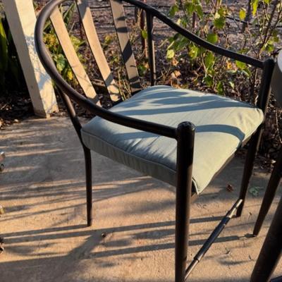 Round Bistro Table and 2 Chairs