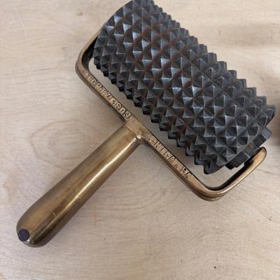 1209 Antique Handheld Concrete Roller & Cast Iron Geneva Hand Flutter