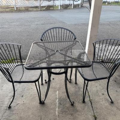 Square Outdoor Table and 3 Chairs