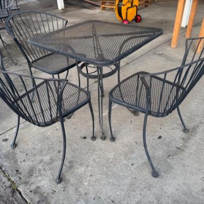 Square Outdoor Table and 3 Chairs