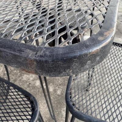Table with 4 Chairs
