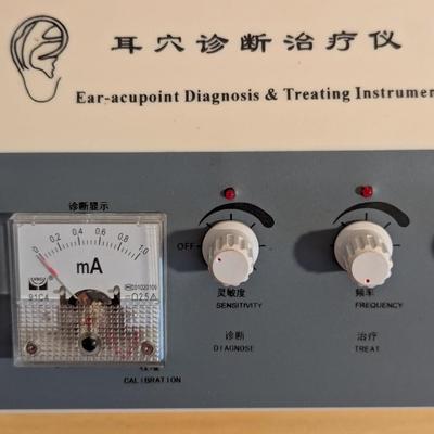 Ear-acupoint Diagnosis & Treating Instrument