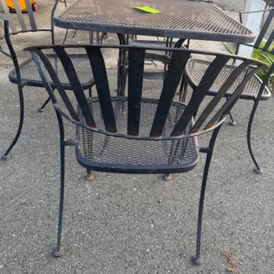 Black Metal Table and 4 Chairs