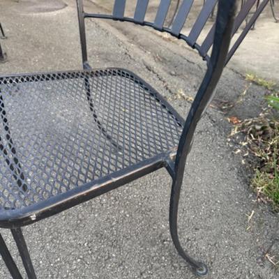 Black Metal Table and 4 Chairs