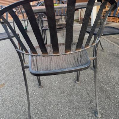 Black Metal Table and 4 Chairs