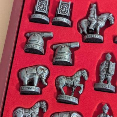Stereoscopic Chinese Chess Double Hero Chinese Chess Set Approx 1" to 2" Pieces
