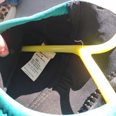 WET SUIT (LRG), AIR PUMP AND BEACH TOWEL
