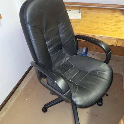 Captain of industry chair