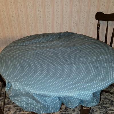 Cozy little mid century modern table and chairs
