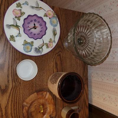 Rolling table and knick nacks