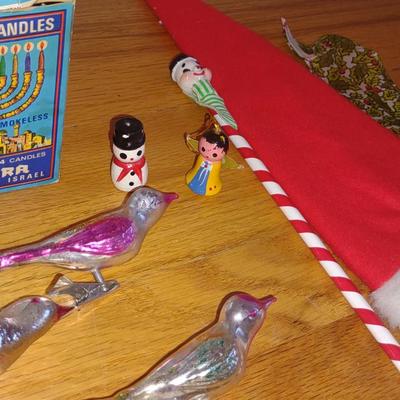 VINTAGE CHRISTMAS DECOR