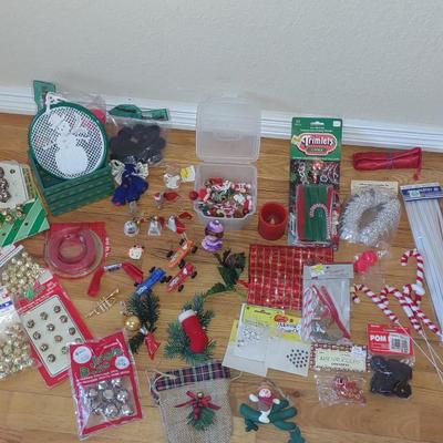 ARTS AND CRAFT FOR CHRISTMAS DECORATIONS