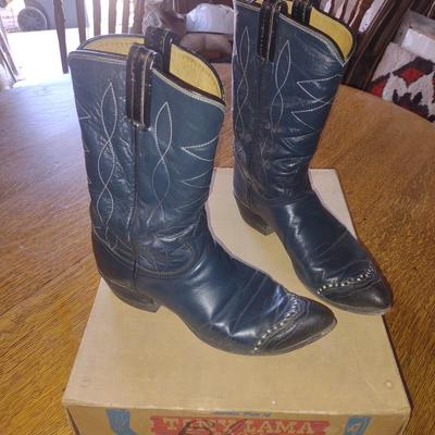 TONY LAMA LEATHER WESTERN BOOTS