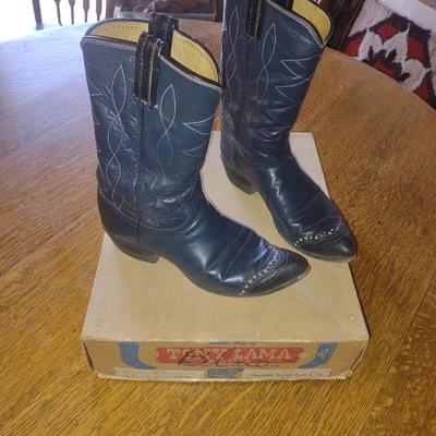 TONY LAMA LEATHER WESTERN BOOTS