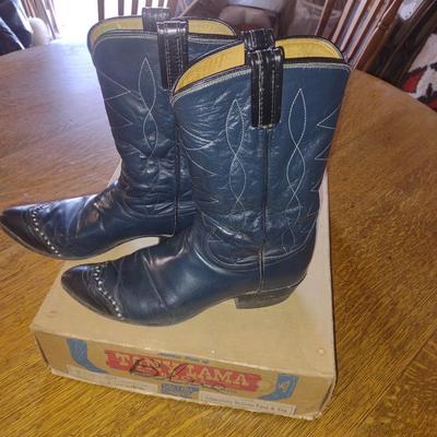 TONY LAMA LEATHER WESTERN BOOTS