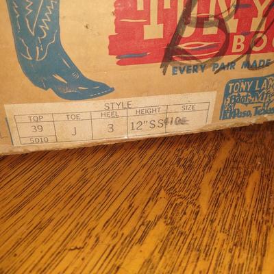 TONY LAMA LEATHER WESTERN BOOTS