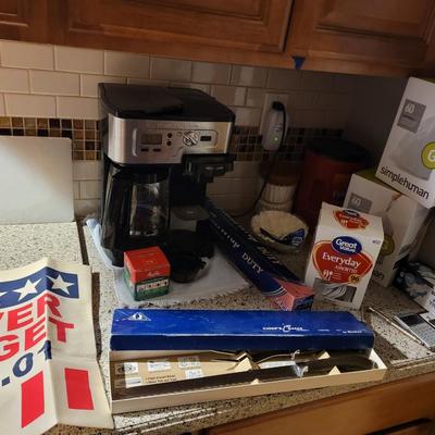 Lot of kitchen items