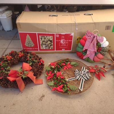 7 1/2 FOOT CHRISTMAS TREE & WREATHS