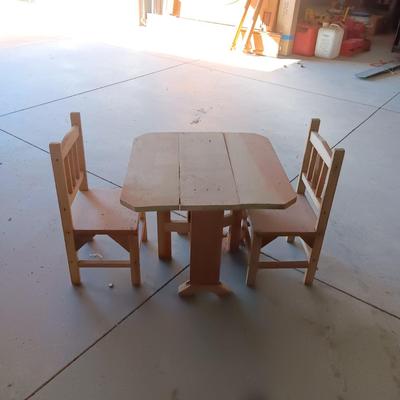 CHILD'S DROP LEAF WOODEN TABLE WITH 2 CHAIRS