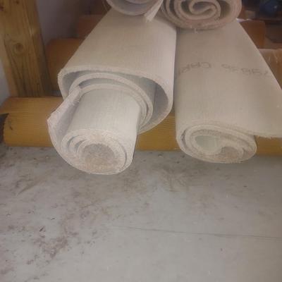 ROLLS OF CARPET REMNANTS AND PADDING