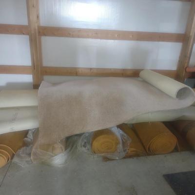 ROLLS OF CARPET REMNANTS AND PADDING