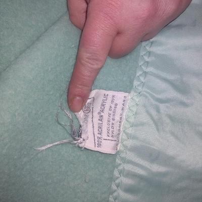 GREEN WOOL BLANKET, 3 HOSPITAL TYPE BLANKETS AND A FEATHER PILLOW