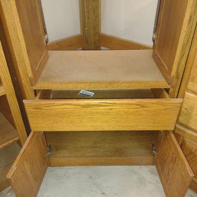 WOODLEYS 3 PIECE SHELVING UNIT IN BEAUTIFUL CONDITION