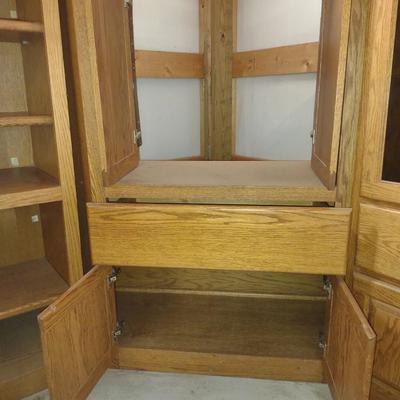WOODLEYS 3 PIECE SHELVING UNIT IN BEAUTIFUL CONDITION