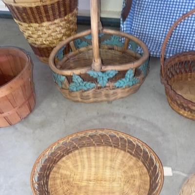 A VARIETY OF WICKER BASKETS