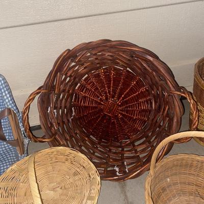 A VARIETY OF WICKER BASKETS