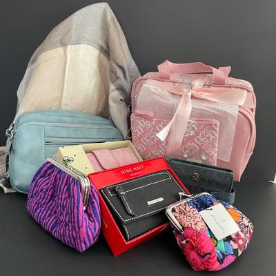 LOT 4: Vera Bradley Coin Purses, 4 pc Kenneth Cole Travel Cosmetic Case, Assortment of Wallets, MiniSac Crossbody Bag, and Beige Color...