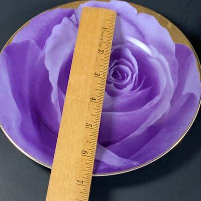 LOT 31: Classic Coffee and Tea Rainbow of Roses Cups, Saucers and Cookie Plates All in Oringinal Round Boxes