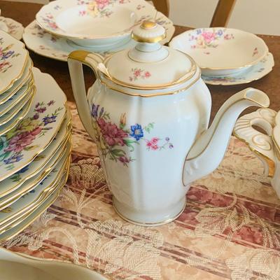 LOT 36: Heinrich Selb Bavaria China Set Made Exclusively for John Wanamaker