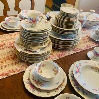LOT 36: Heinrich Selb Bavaria China Set Made Exclusively for John Wanamaker