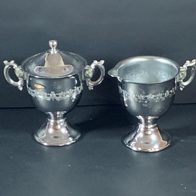 LOT40: Vintage Metal Electric Coffe Perulator Serving Set with Sugar Bowl and Creamer and Tray