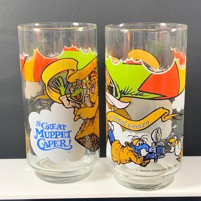 LOT 50: Collection of 8 McDonalds 1981 The Great Muppet Caper Collectable Glasses