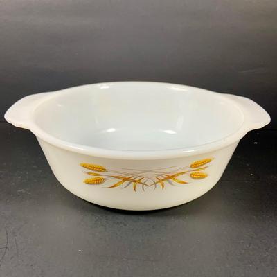 LOT 53: Vintage Ceramic Atlantic Mold Potato Serving Dish, Corning ware Spice of Life 1qt Baking Dish with Lid. Moneta Enamel Sauce Pan...