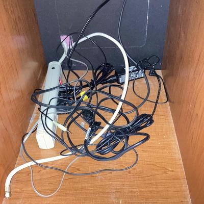 LOT 57: Desk with ASUS Monitor, HP Printer Serial #TH18G2Q009, Dell Speakers, Keyboard and Mouse