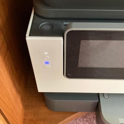 LOT 57: Desk with ASUS Monitor, HP Printer Serial #TH18G2Q009, Dell Speakers, Keyboard and Mouse