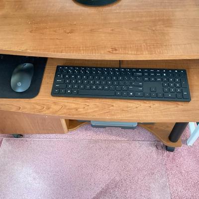 LOT 57: Desk with ASUS Monitor, HP Printer Serial #TH18G2Q009, Dell Speakers, Keyboard and Mouse