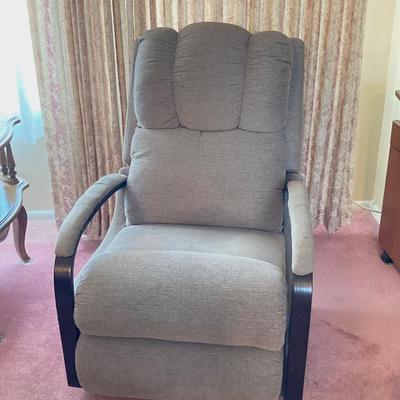 LOT 59: LA-Z-BOY Gray Upholstered Rocker Recliner Chair