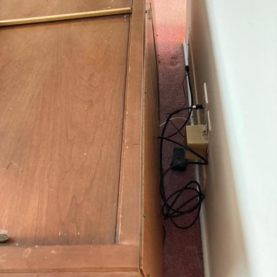 LOT 60: Vintage Magnavox Astro Sonic Solid State Stereo High Fidelity